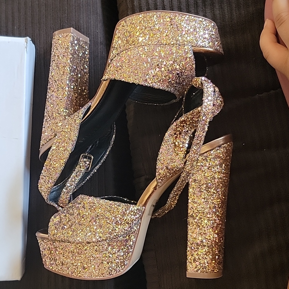 Fashion Nova Glitter Goddess Heel Gem